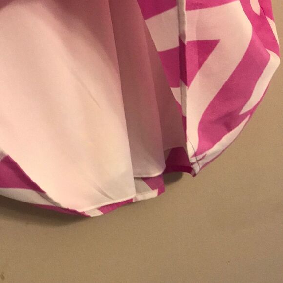 Everly Chevron Print Dress - Size Large - Picture 4 of 11